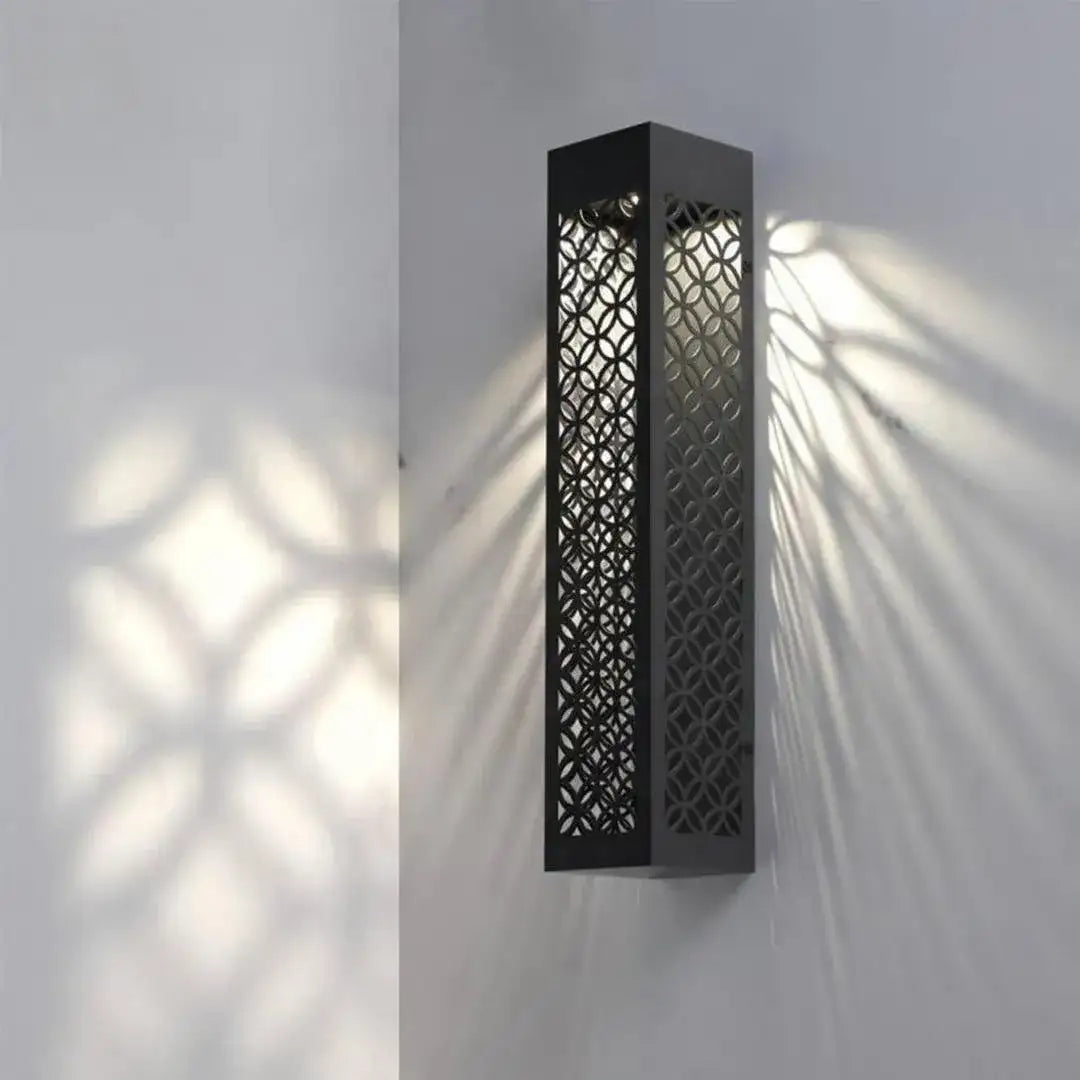 Modern Geometric LED Wall Lamp with Magnetic Mount – 360° Rotating Rechargeable Sconce Light (SKU: MZ450046 / 450046)