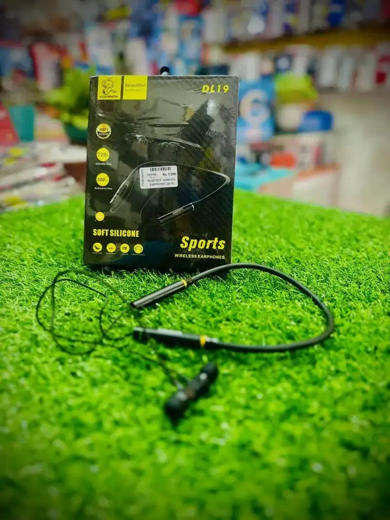Wireless Bluetooth Neckband Earphones with Super Bass & Fast Charging (Black) - Nexamart Pakistan (image 3)