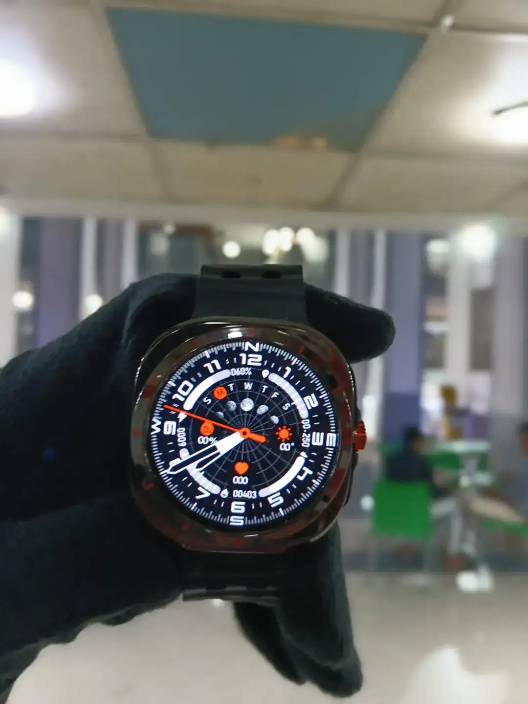 GT7 Ultra Smartwatch with Bluetooth Calling & Fitness Tracker – 1.52" HD Touch Display & Wireless Charging